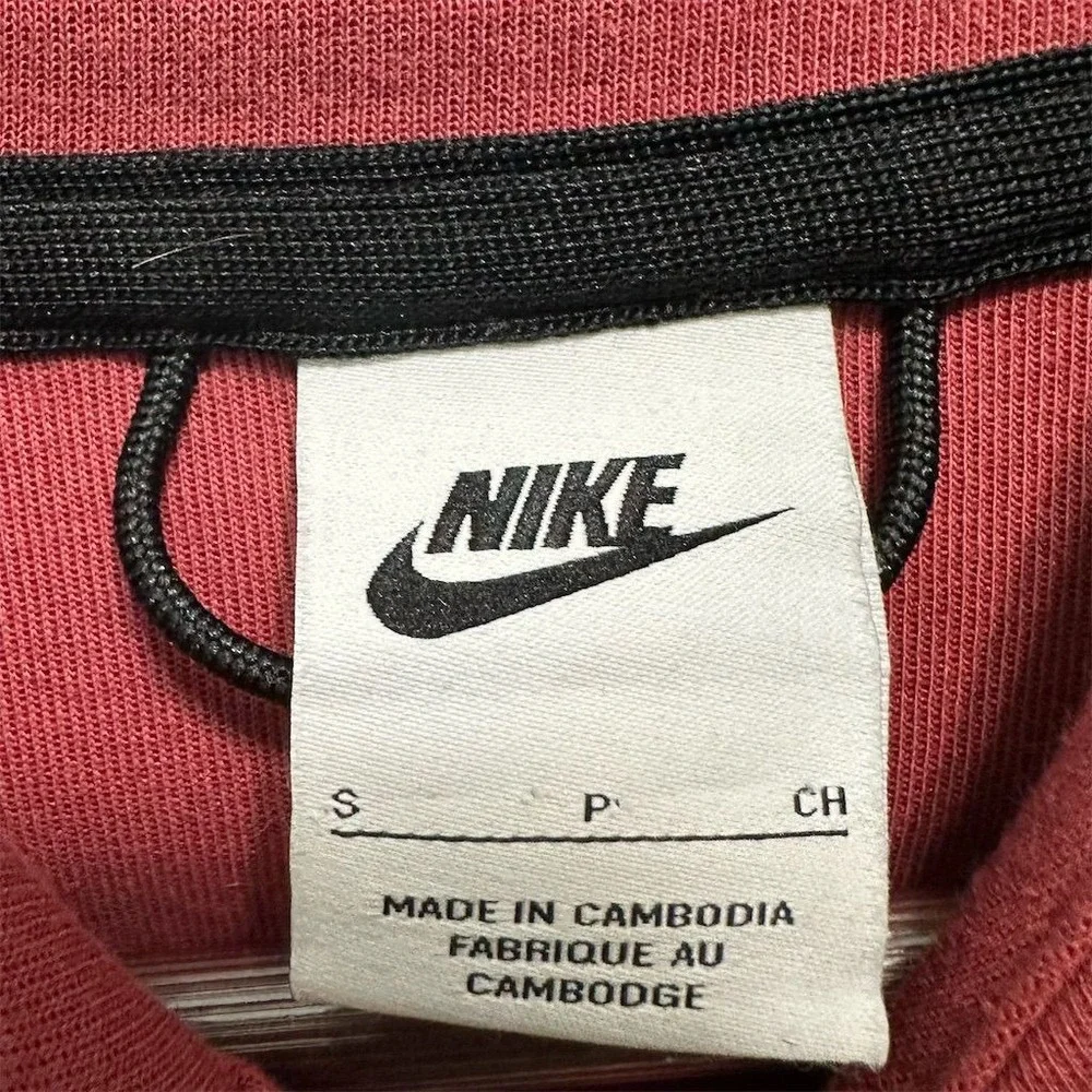 Nike Men's Red Pullover Hoodie Size‎ S Long Sleeve